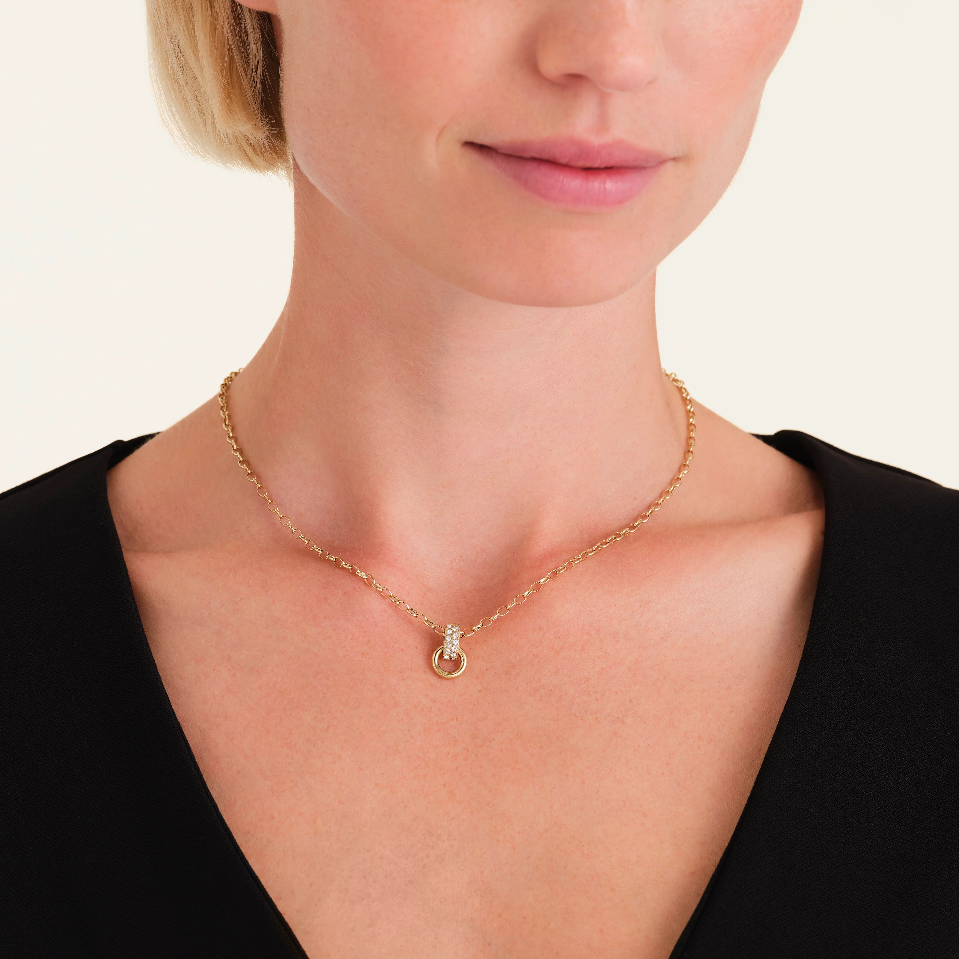 Bow Studs Necklace - Image 2