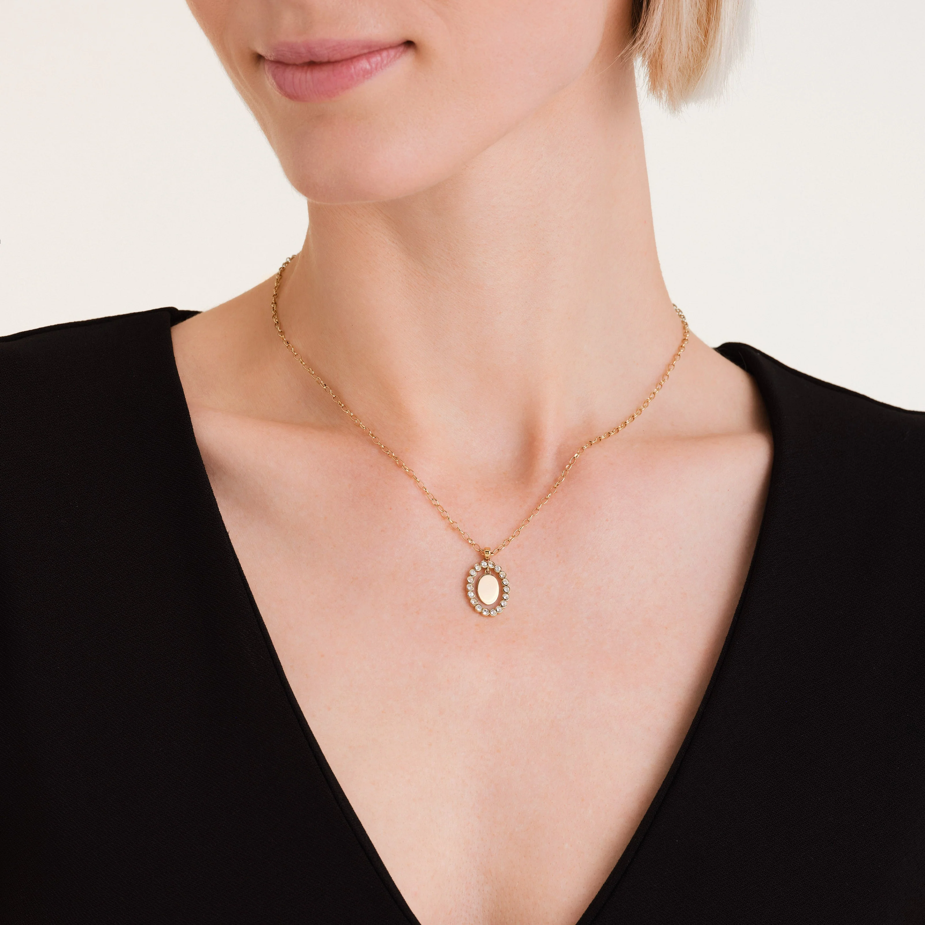 Oval Pendant Necklace - Image 5