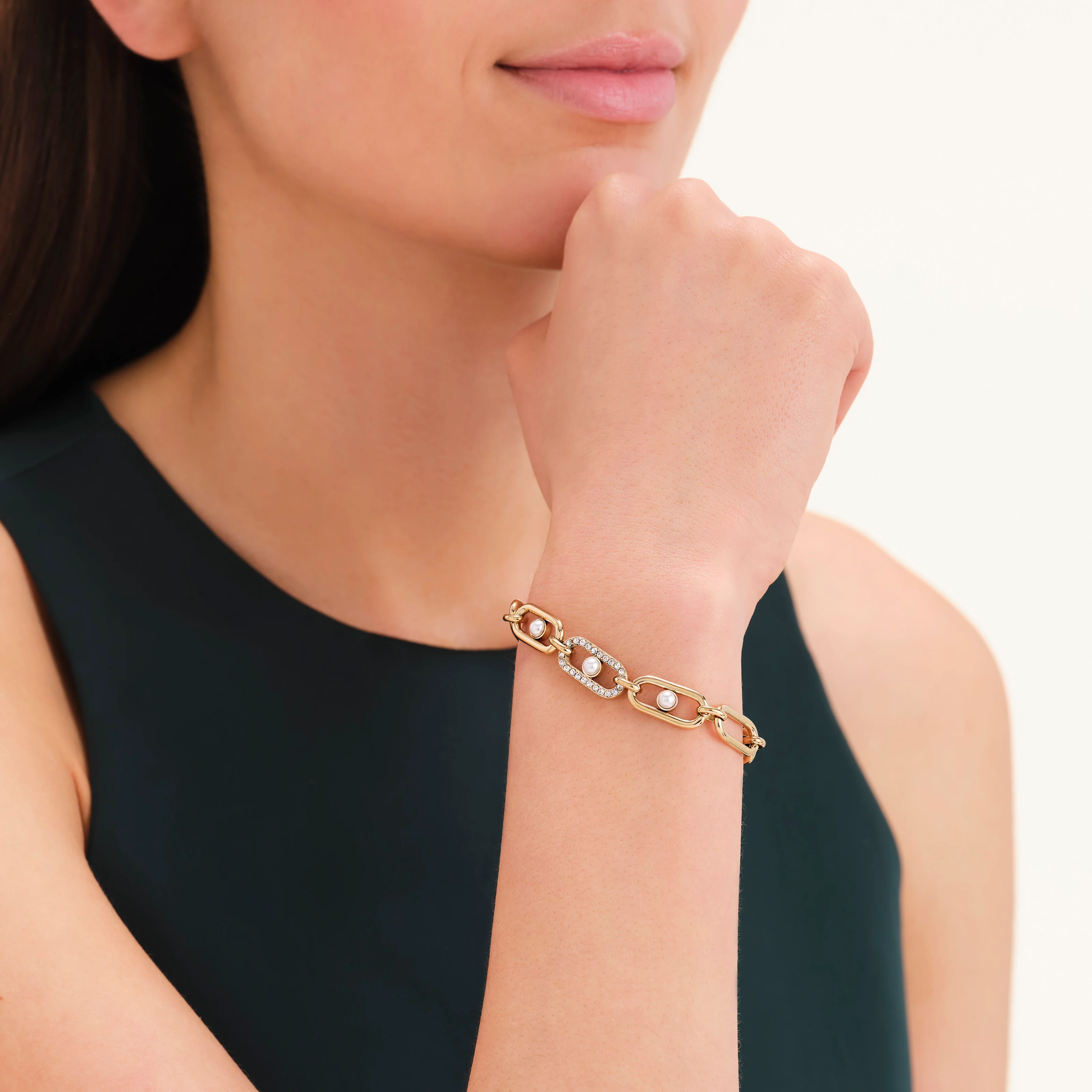 Pearl Crystals Bracelet - Image 2