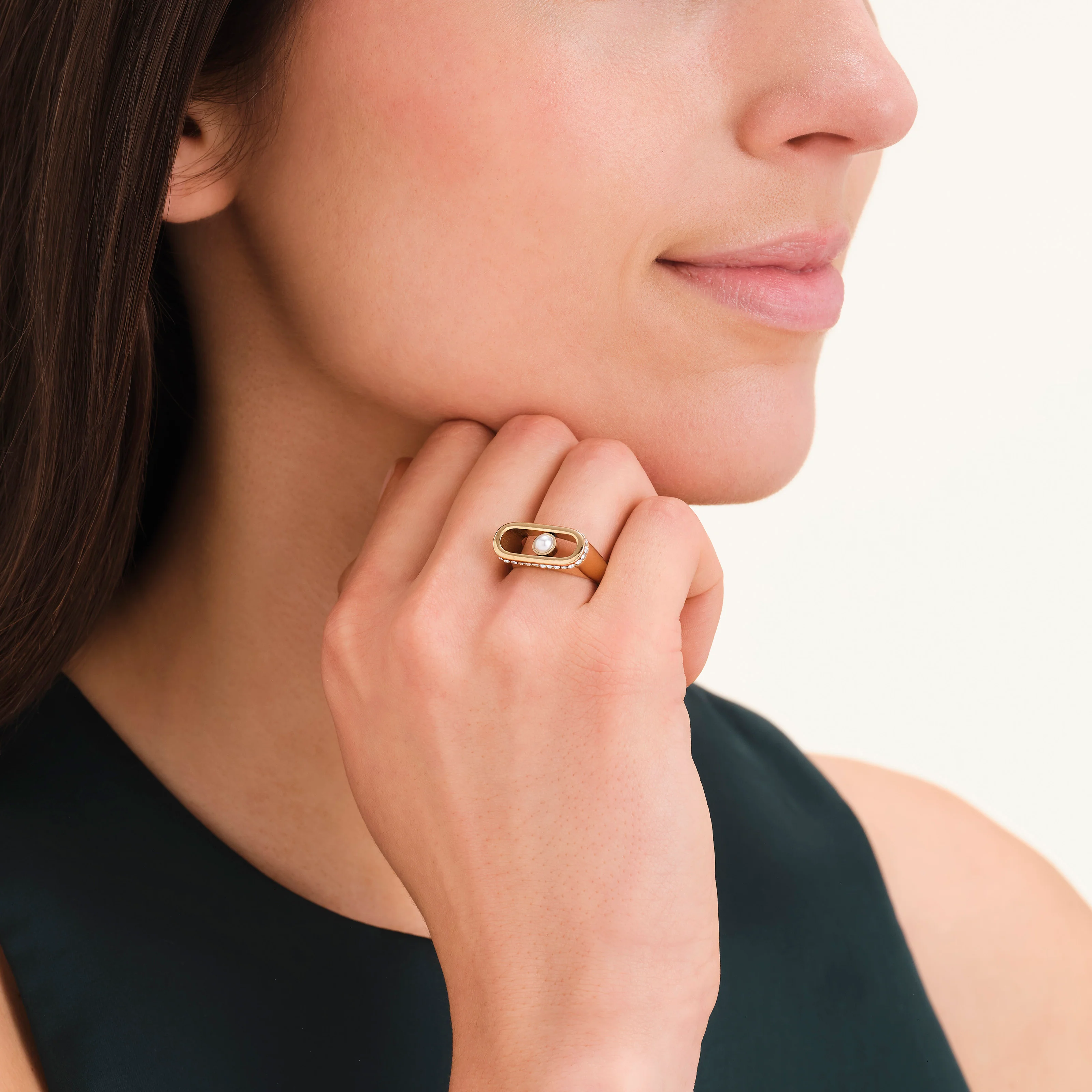 Pearl Crystals Ring - Image 2