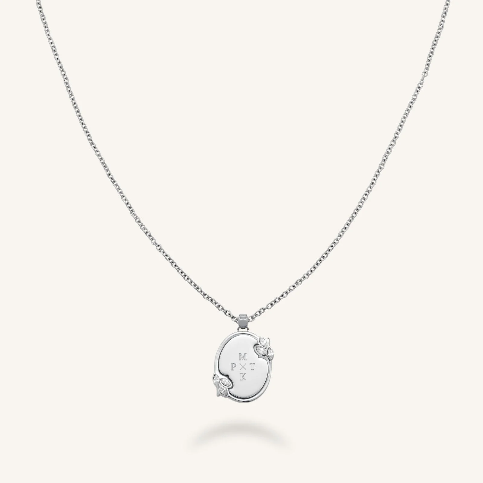 Vintage Oval Necklace - Image 4